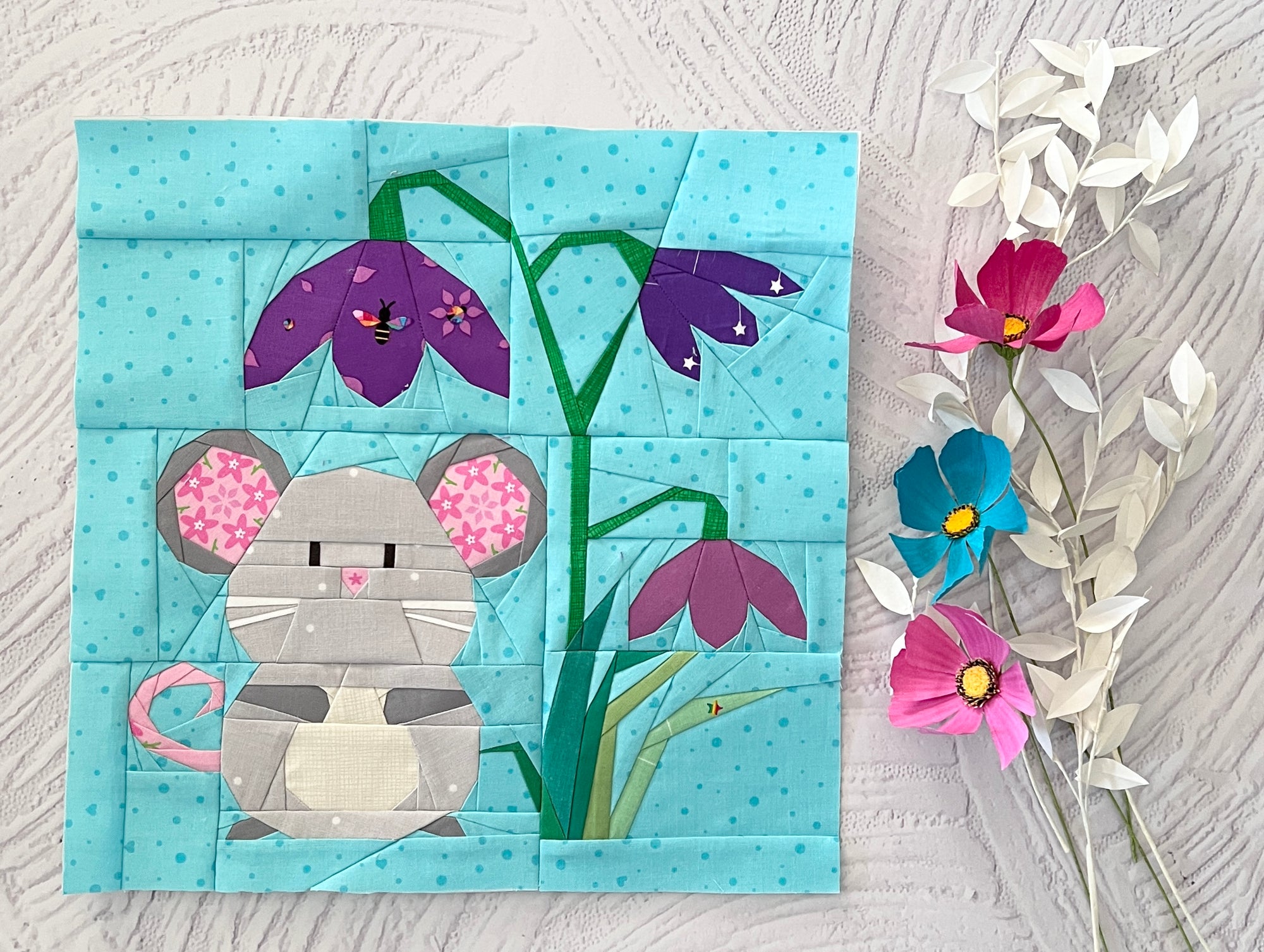 merry mouse paper pieced pattern sewn in fabric